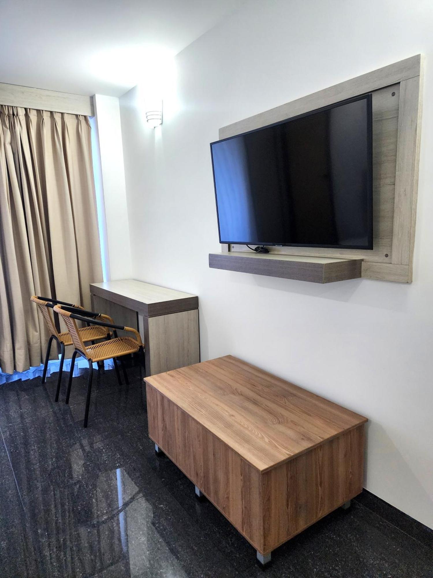 Hotel Be Suites Cali Eksteriør billede