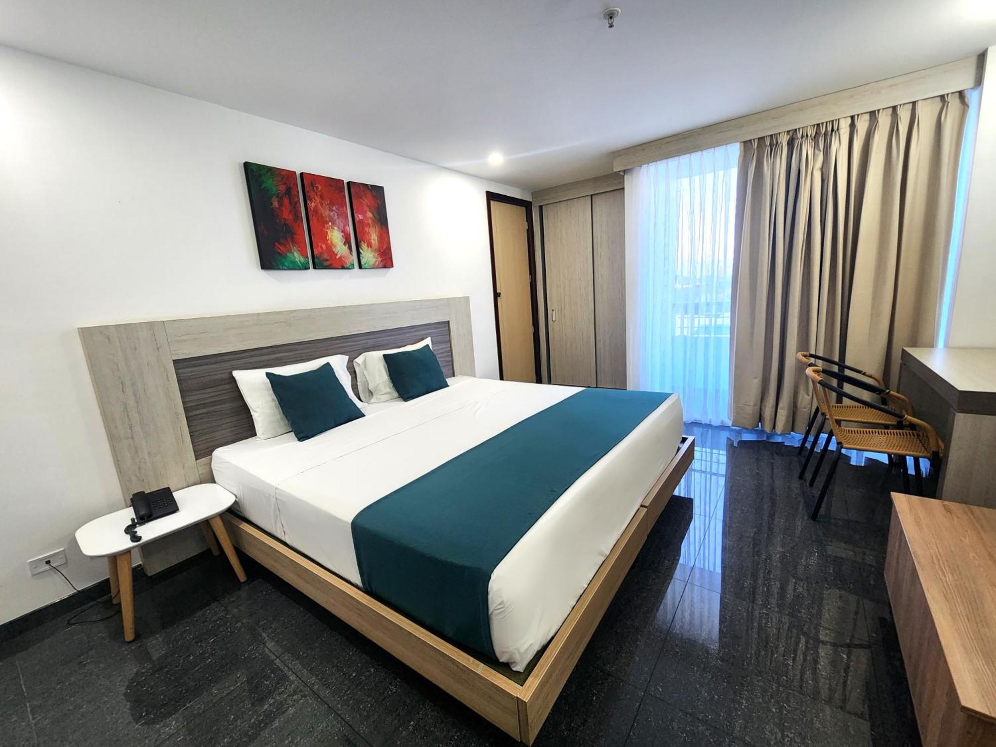 Hotel Be Suites Cali Eksteriør billede